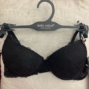 Kathy Ireland NWT Lace bra black 34C